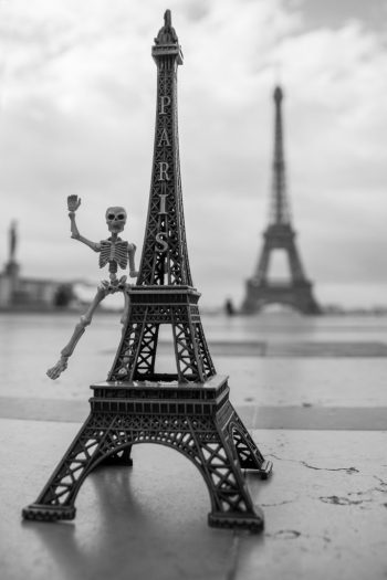The little world of Paris - by Eatmybones